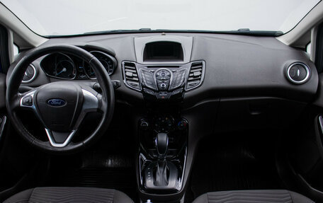 Ford Fiesta, 2018 год, 920 000 рублей, 13 фотография