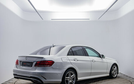 Mercedes-Benz E-Класс, 2014 год, 1 870 000 рублей, 5 фотография