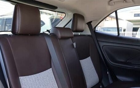 Toyota Yaris Cross, 2022 год, 1 512 000 рублей, 13 фотография