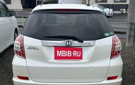 Honda Fit Shuttle I рестайлинг, 2015 год, 854 000 рублей, 4 фотография