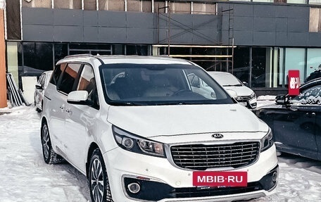 KIA Carnival III, 2018 год, 2 828 739 рублей, 2 фотография