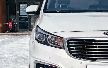 KIA Carnival III, 2018 год, 2 828 739 рублей, 5 фотография