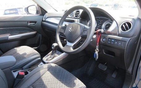 Suzuki Escudo IV, 2022 год, 1 600 001 рублей, 39 фотография