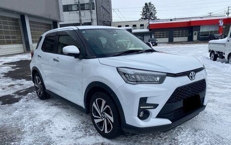 Toyota Raize I, 2022 год, 1 257 000 рублей, 6 фотография