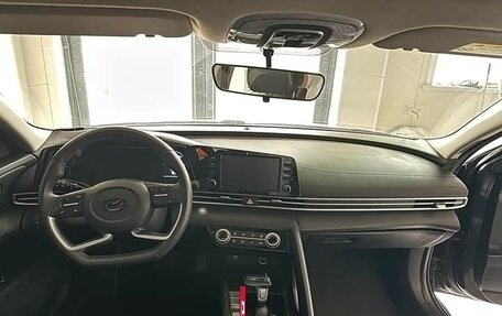 Hyundai Elantra, 2022 год, 1 350 620 рублей, 5 фотография