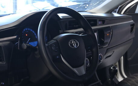 Toyota Corolla, 2013 год, 1 150 000 рублей, 6 фотография