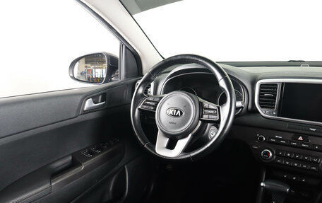 KIA Sportage IV рестайлинг, 2021 год, 2 589 000 рублей, 13 фотография