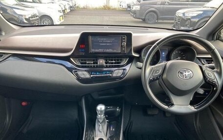 Toyota C-HR I рестайлинг, 2021 год, 1 850 001 рублей, 9 фотография