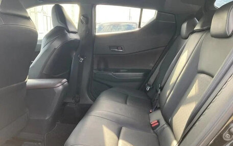 Toyota C-HR I рестайлинг, 2021 год, 1 850 001 рублей, 11 фотография