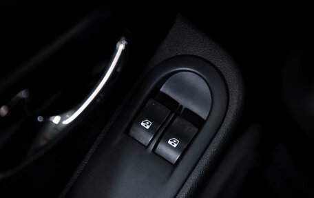 Nissan Terrano III, 2015 год, 999 000 рублей, 21 фотография