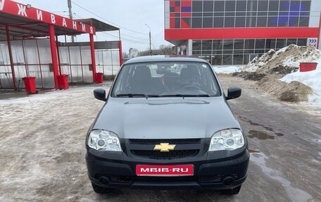 Chevrolet Niva I рестайлинг, 2016 год, 530 000 рублей, 1 фотография