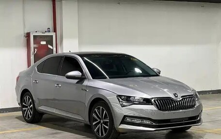 Skoda Superb III рестайлинг, 2024 год, 2 620 760 рублей, 2 фотография