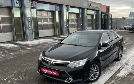 Toyota Camry, 2017 год, 1 970 000 рублей, 2 фотография