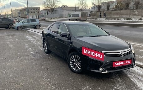 Toyota Camry, 2017 год, 1 970 000 рублей, 9 фотография