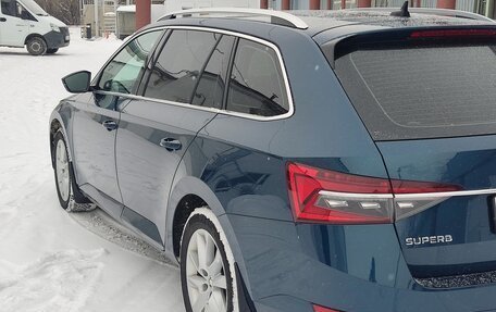 Skoda Superb III рестайлинг, 2022 год, 3 300 000 рублей, 5 фотография