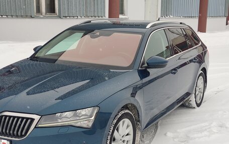 Skoda Superb III рестайлинг, 2022 год, 3 300 000 рублей, 10 фотография