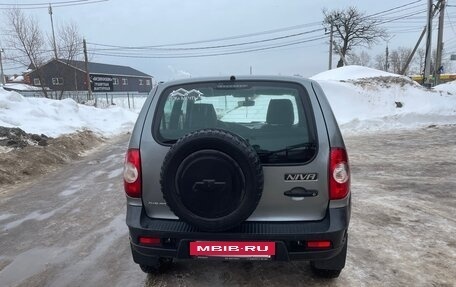 Chevrolet Niva I рестайлинг, 2016 год, 530 000 рублей, 2 фотография