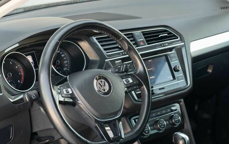 Volkswagen Tiguan II, 2017 год, 2 250 000 рублей, 11 фотография