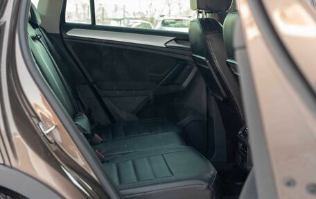 Volkswagen Tiguan II, 2017 год, 2 250 000 рублей, 17 фотография