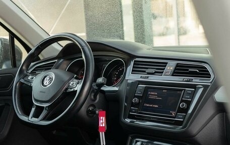 Volkswagen Tiguan II, 2017 год, 2 250 000 рублей, 10 фотография