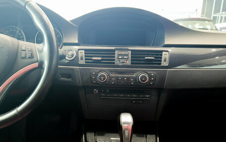 BMW 3 серия, 2011 год, 1 550 000 рублей, 19 фотография