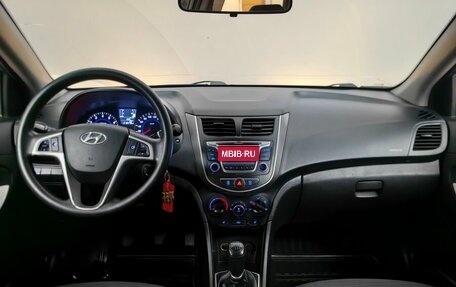 Hyundai Solaris II рестайлинг, 2014 год, 768 000 рублей, 11 фотография