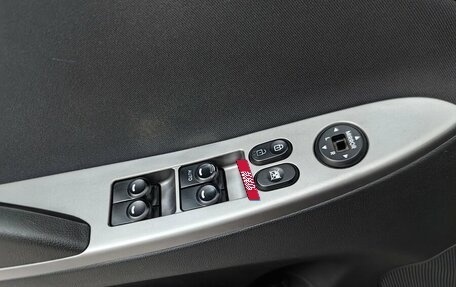 Hyundai Solaris II рестайлинг, 2014 год, 768 000 рублей, 21 фотография