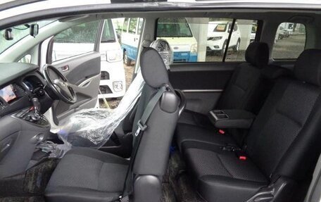Toyota ISis I, 2017 год, 1 192 000 рублей, 8 фотография