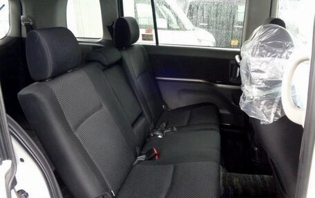 Toyota ISis I, 2017 год, 1 192 000 рублей, 11 фотография