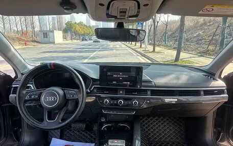 Audi A4, 2022 год, 2 350 000 рублей, 11 фотография