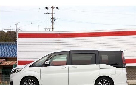 Honda Stepwgn IV, 2022 год, 2 190 620 рублей, 3 фотография