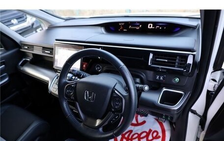 Honda Stepwgn IV, 2022 год, 2 190 620 рублей, 14 фотография