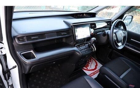 Honda Stepwgn IV, 2022 год, 2 190 620 рублей, 22 фотография