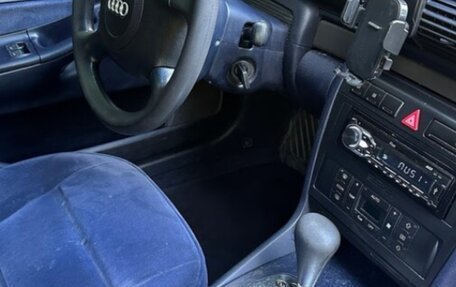 Audi A4, 1999 год, 200 000 рублей, 1 фотография