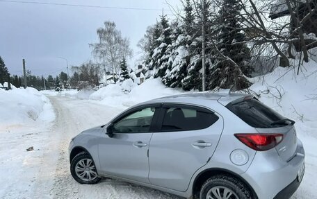 Mazda Demio IV, 2017 год, 1 050 000 рублей, 11 фотография