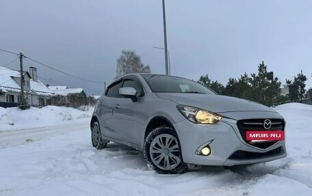 Mazda Demio IV, 2017 год, 1 050 000 рублей, 9 фотография
