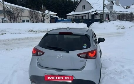 Mazda Demio IV, 2017 год, 1 050 000 рублей, 6 фотография