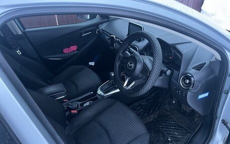 Mazda Demio IV, 2017 год, 1 050 000 рублей, 17 фотография