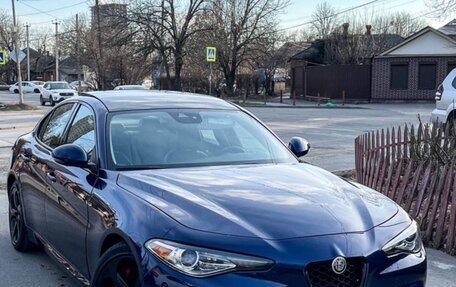 Alfa Romeo Giulia II, 2017 год, 1 100 000 рублей, 2 фотография