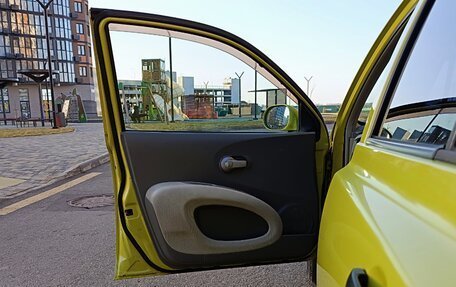 Nissan March III, 2004 год, 360 000 рублей, 17 фотография