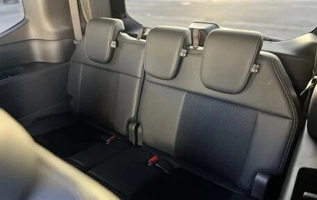 Honda Stepwgn, 2022 год, 1 850 000 рублей, 9 фотография