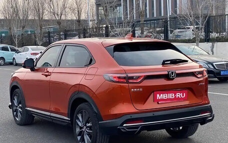 Honda Vezel, 2023 год, 1 720 000 рублей, 5 фотография