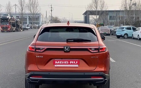 Honda Vezel, 2023 год, 1 720 000 рублей, 6 фотография