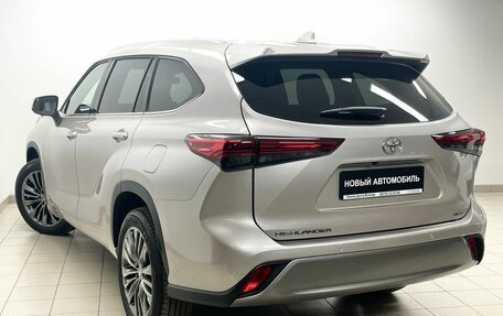 Toyota Highlander, 2025 год, 5 850 000 рублей, 8 фотография