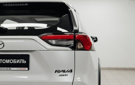 Toyota RAV4, 2025 год, 4 400 000 рублей, 8 фотография