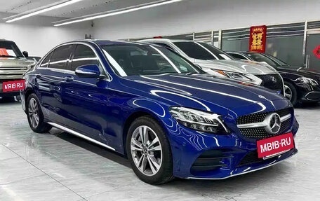 Mercedes-Benz C-Класс, 2019 год, 1 890 000 рублей, 3 фотография