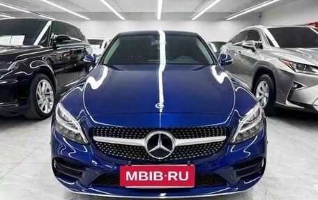 Mercedes-Benz C-Класс, 2019 год, 1 890 000 рублей, 2 фотография