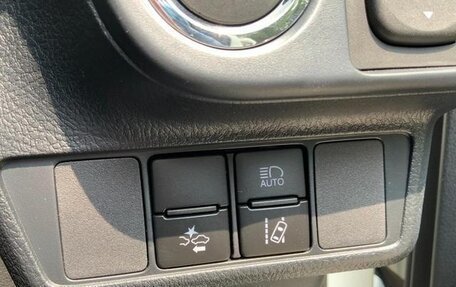 Toyota Corolla, 2015 год, 985 000 рублей, 19 фотография