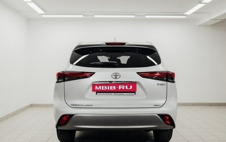 Toyota Highlander, 2025 год, 5 650 000 рублей, 4 фотография