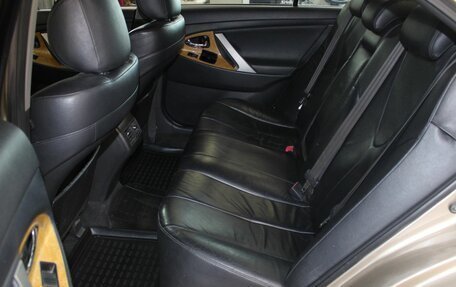 Toyota Camry, 2006 год, 1 080 000 рублей, 10 фотография